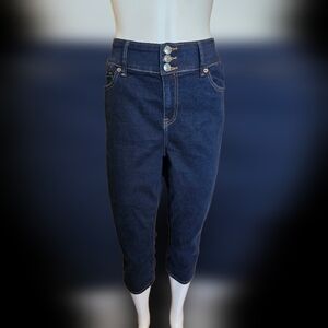 💙 30. Torrid Super Soft Size 18 Cropped Jegging